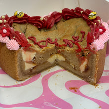 Load image into Gallery viewer, Valentine&#39;s Day Cookie Cake
