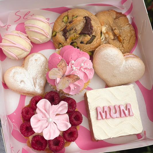 ‘A Mix for Mum’ Dessert Box