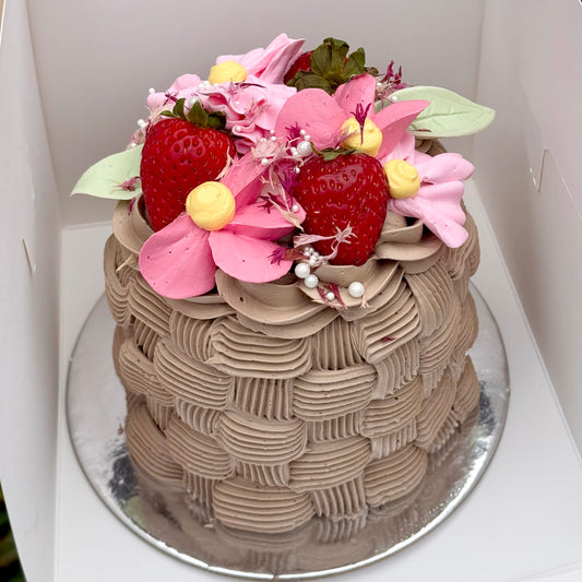 'A Basket of Berries & Blooms' Cake