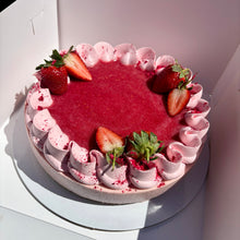 Load image into Gallery viewer, Strawberry Mousse Cake
