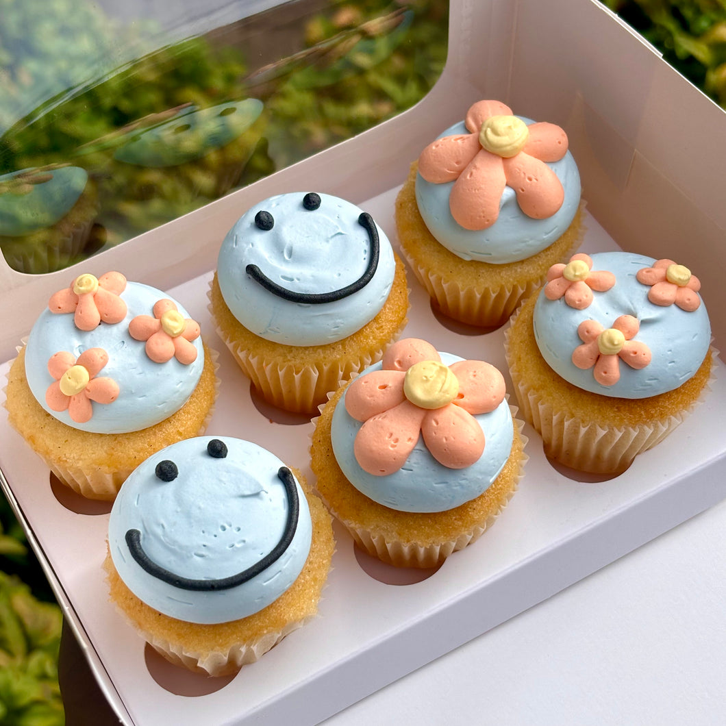 Mini Happy Cupcakes