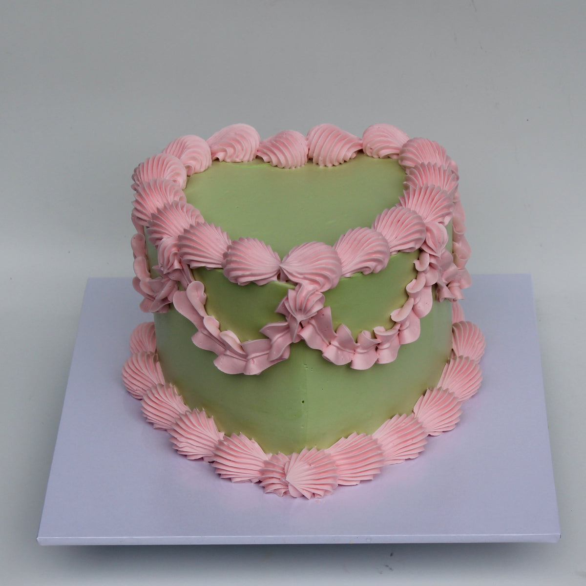 Cecilia: Vintage Style Cake