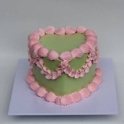 Cecilia: Vintage Style Cake