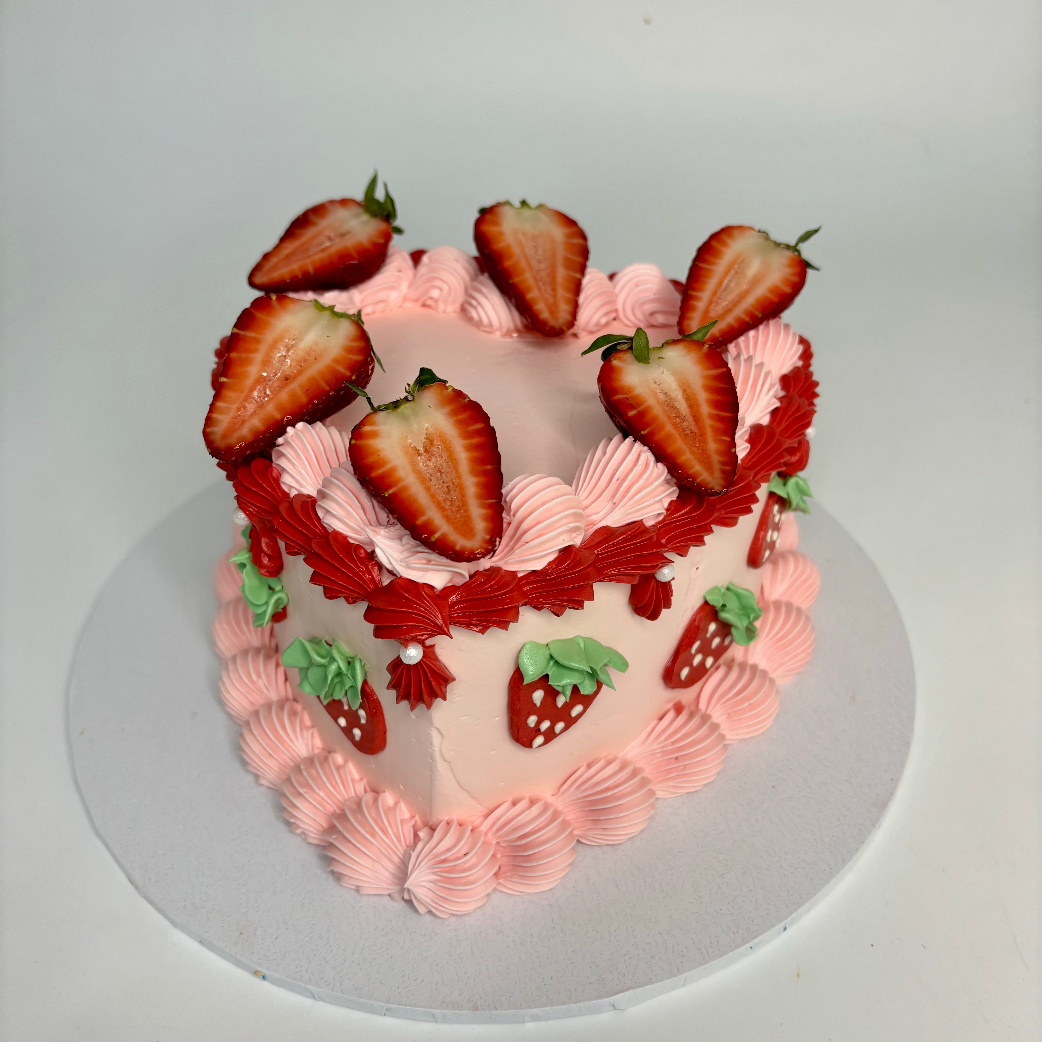 Strawberry Patch Cake – A Slice of Jodie