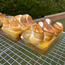 Load image into Gallery viewer, Lemon Meringue Blondie
