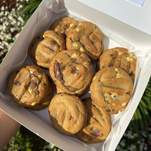 Load image into Gallery viewer, Vegan Choc Chip Cookie
